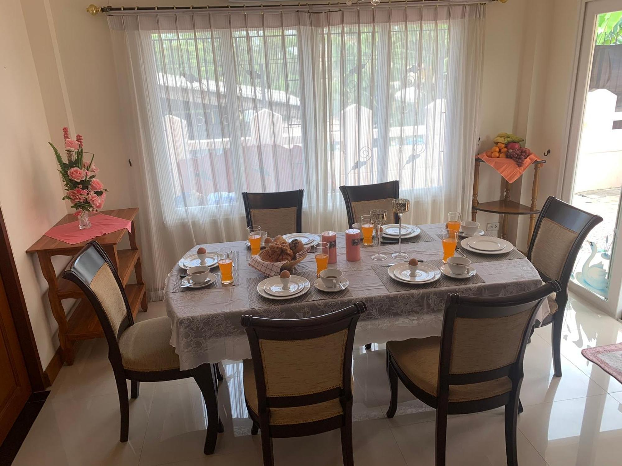 Yoch Pool Villa Паттая Екстер'єр фото