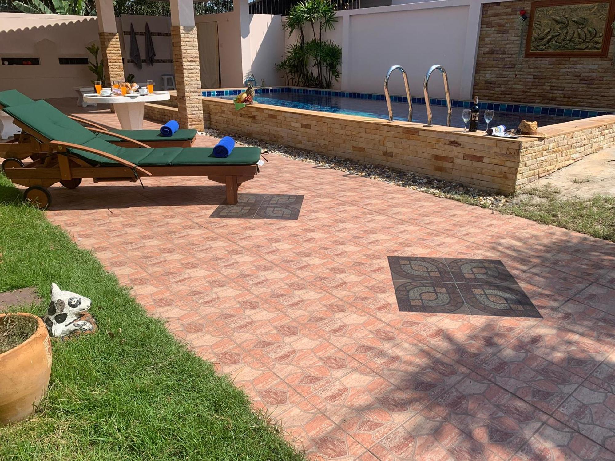 Yoch Pool Villa Паттая Екстер'єр фото